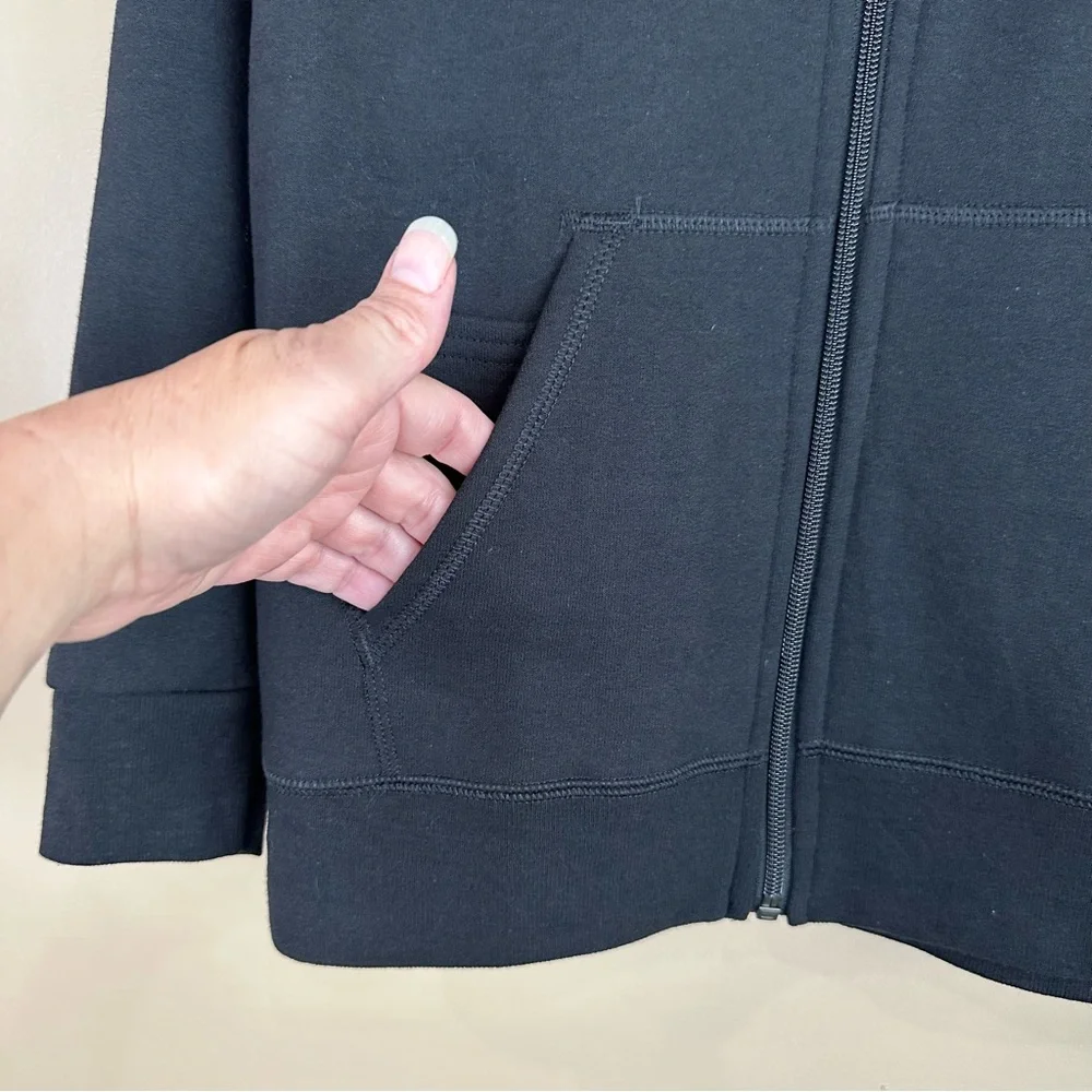 Hanes NWOT Comfort Blend Boy’s Black Full Zip Hoodie Sweatshirt Jacket L Casual